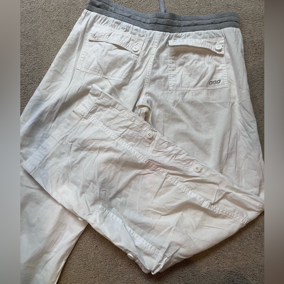 White Vintage Lorna Jane “flash dance pants” (low waisted “cargo style” pants) - Picture 2 of 2